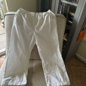 Erika Women's White Capri pants